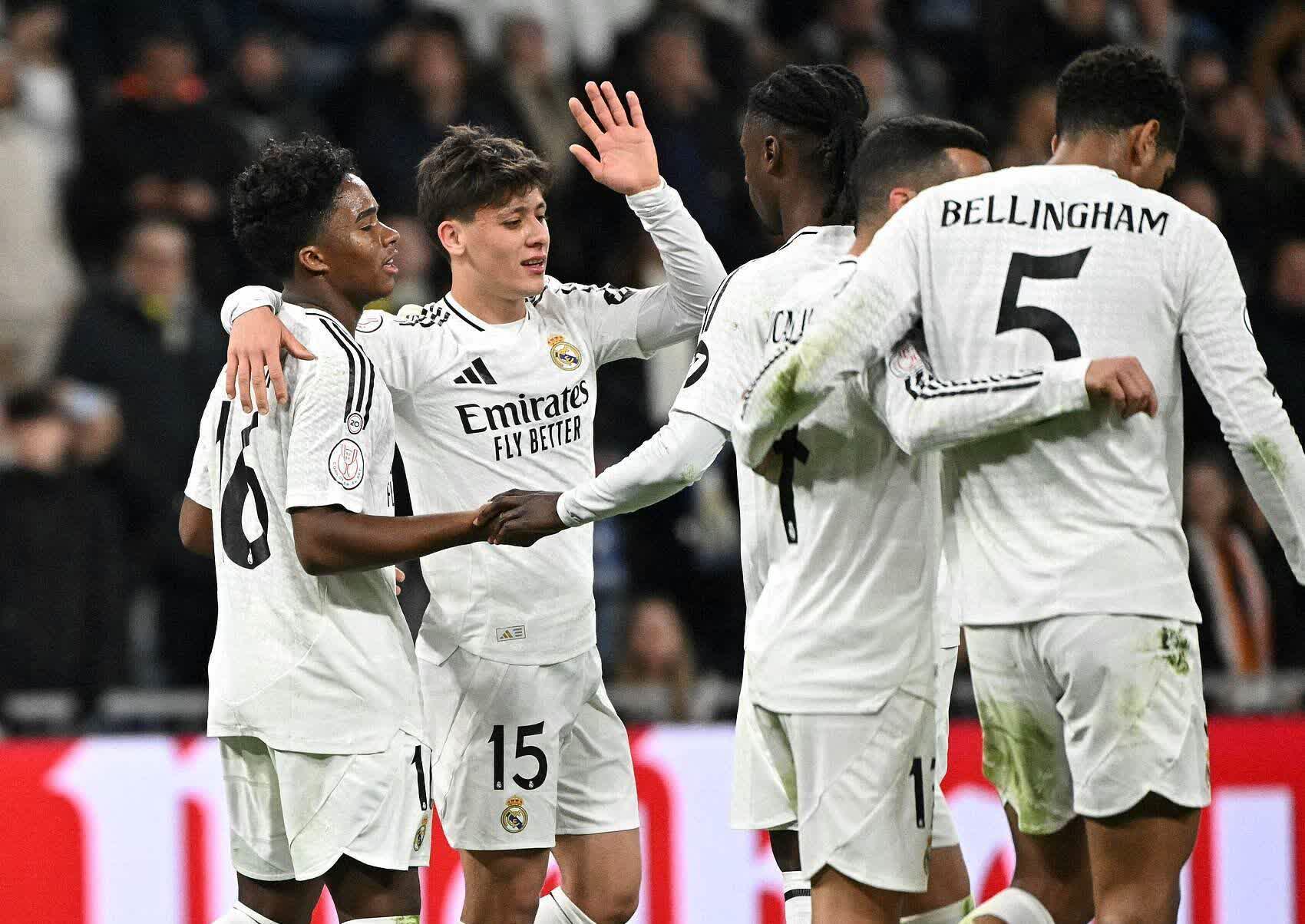 塞内加尔险胜皇马，阿尔巴制霸全场