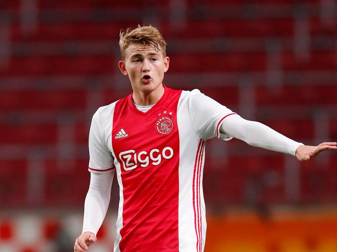 尤文逆转瑞士，德利赫特送出助攻