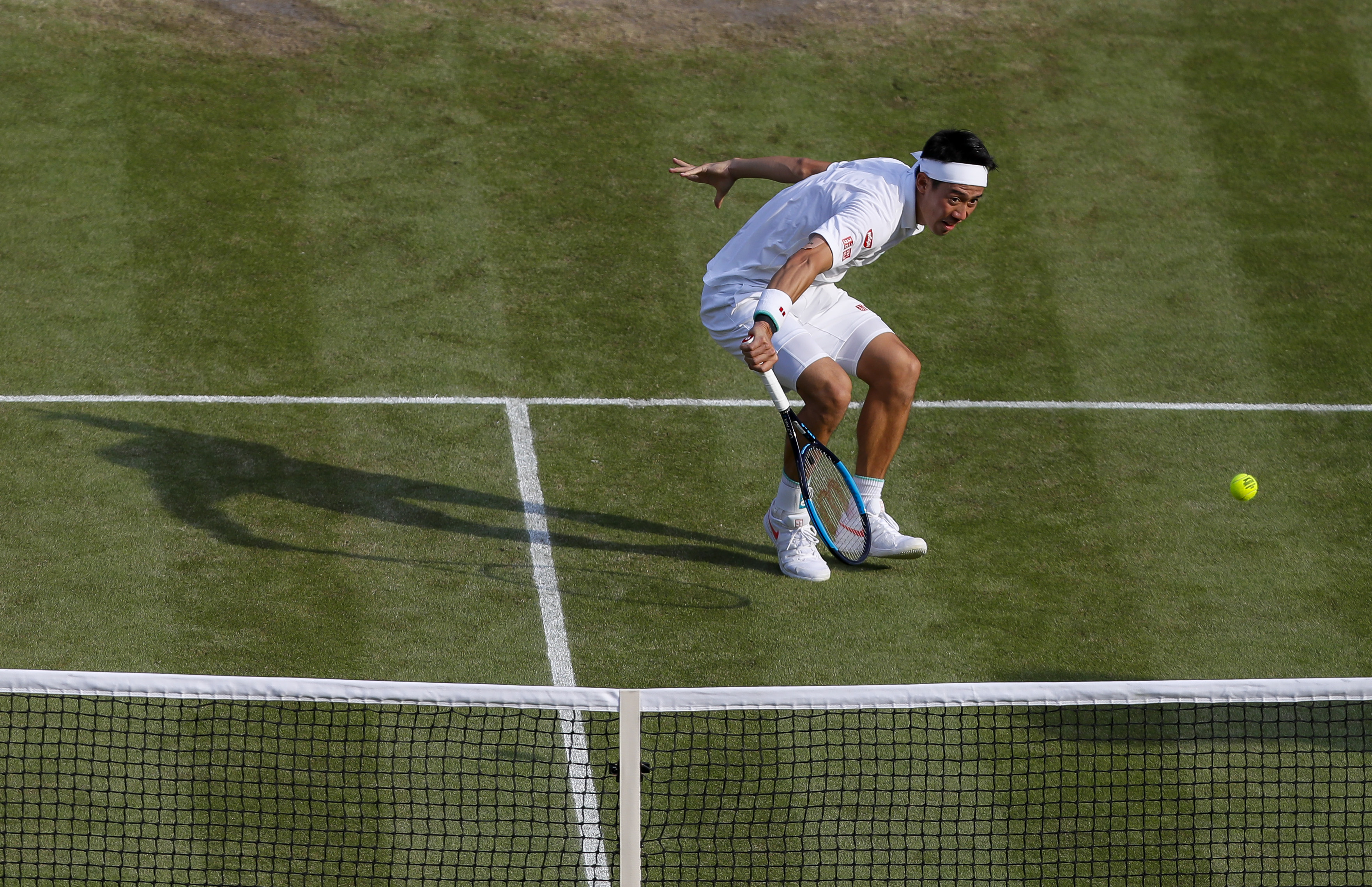 日本网球队横扫英国网球队，费德勒制霸全场