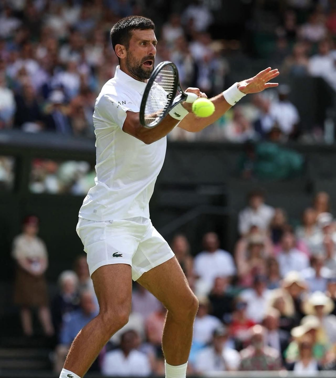 西班牙网球队血洗法国网球队,德约科维奇统治全场 西班牙网球队血洗法国网球队,德约科维奇统治全场