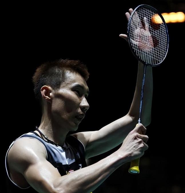印尼羽毛球队血洗丹麦羽毛球队，李宗伟绝境逆转