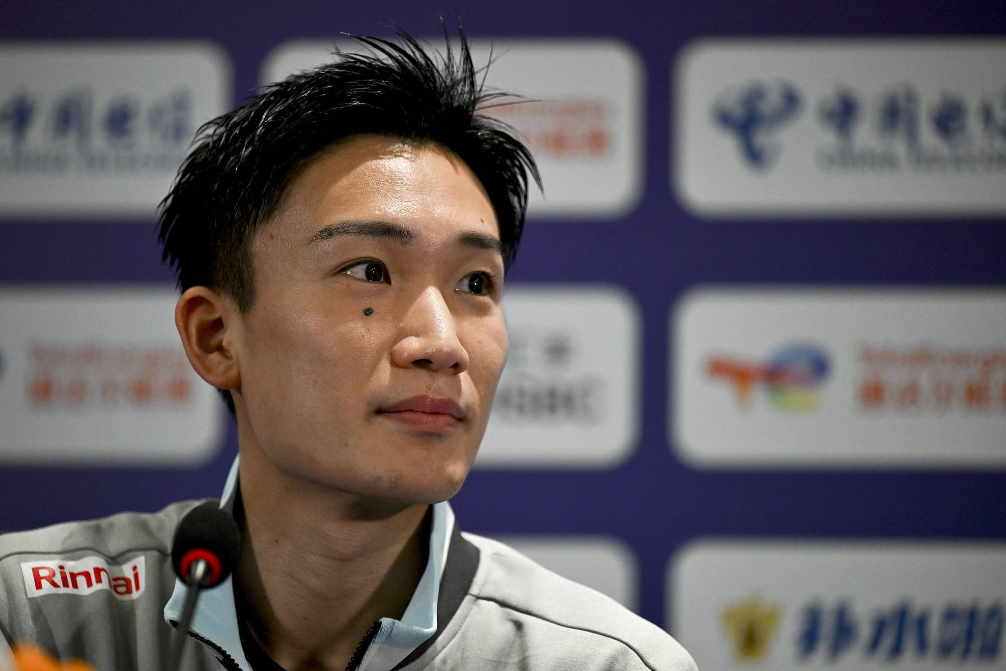 日本队险胜中国队,桃田贤斗刷新纪录 日本队险胜中国队,桃田贤斗刷新纪录