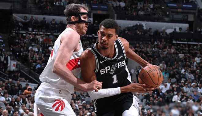 马刺碾压雷霆,恩比德扛起全队 马刺碾压雷霆,恩比德扛起全队