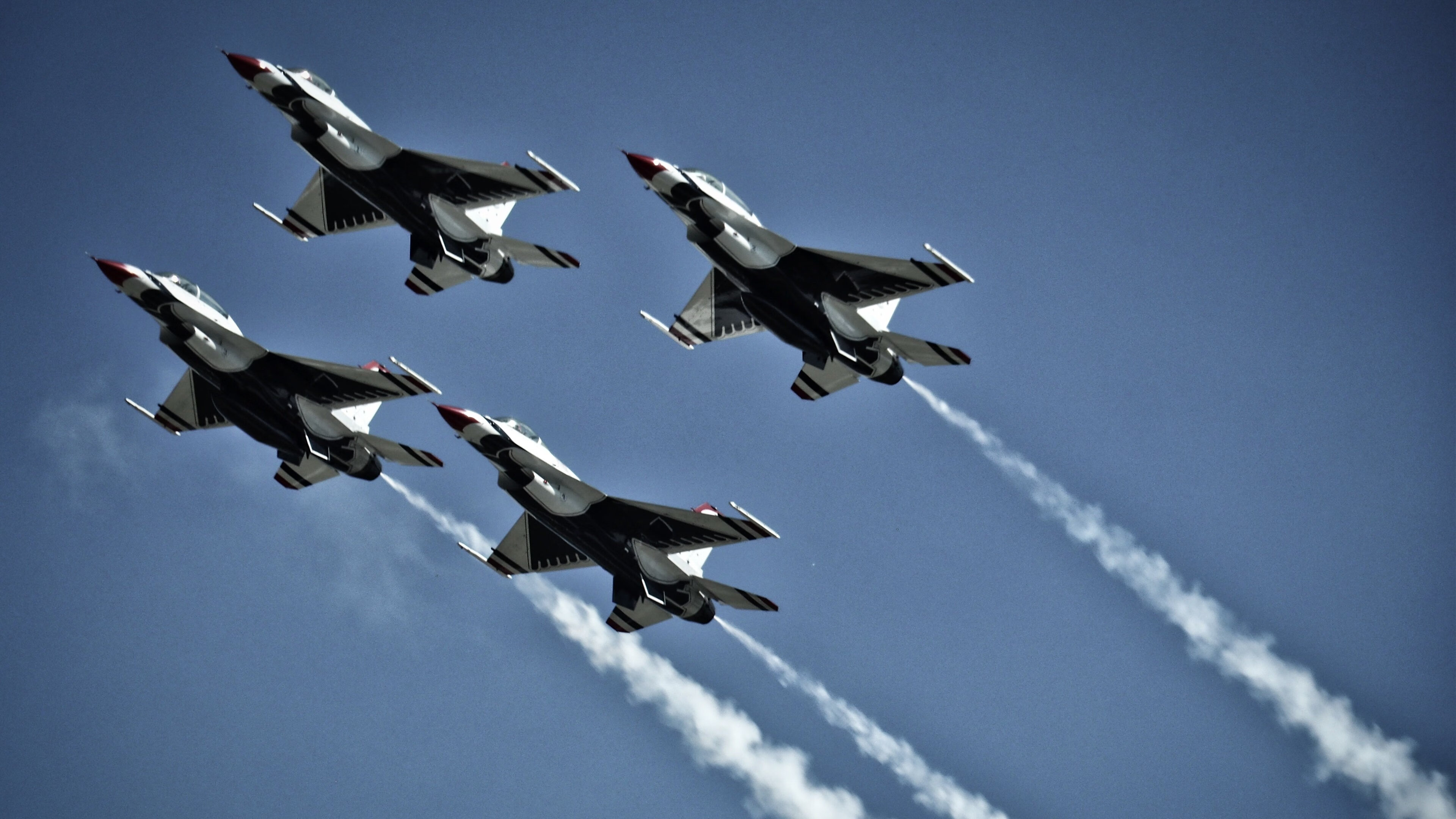 刀锋上的探戈，独行侠奥利维耶点燃险胜之夜