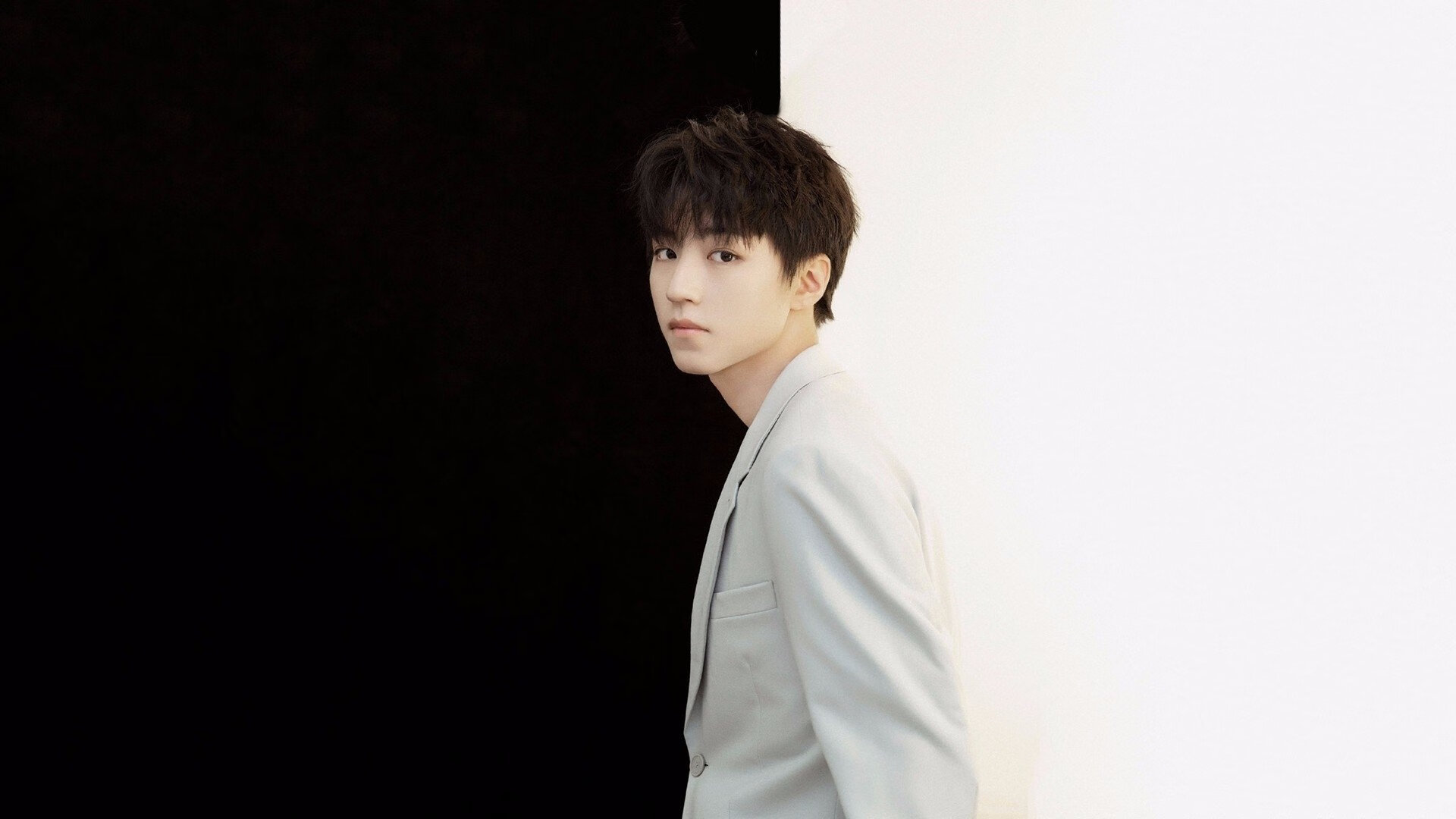 当欧冠决赛的戏剧性照进现实,加拿大打穿比利时的战术革命与精神宣言