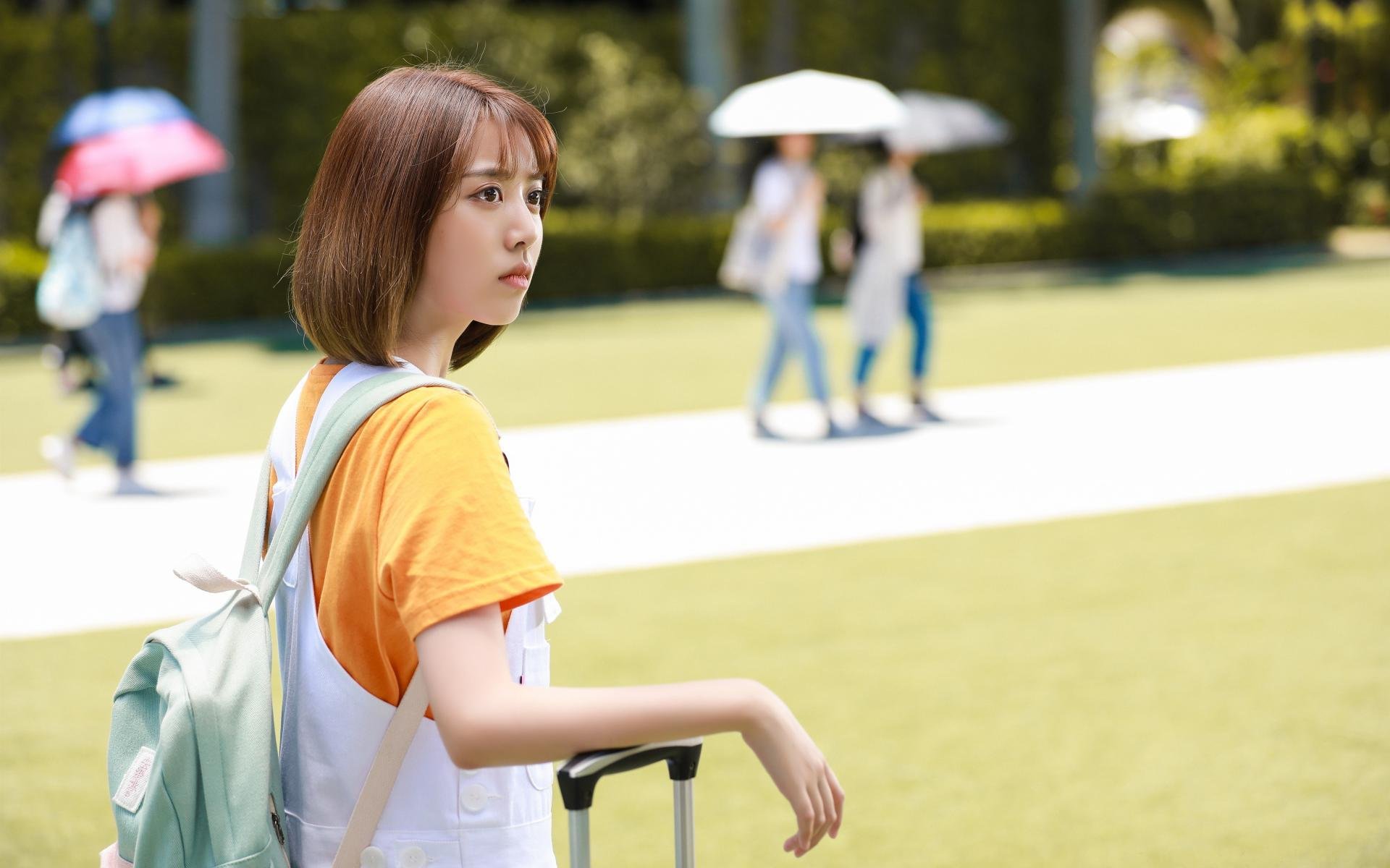 两个平行世界的交叠，当上海队的压制遇上世界杯的接管