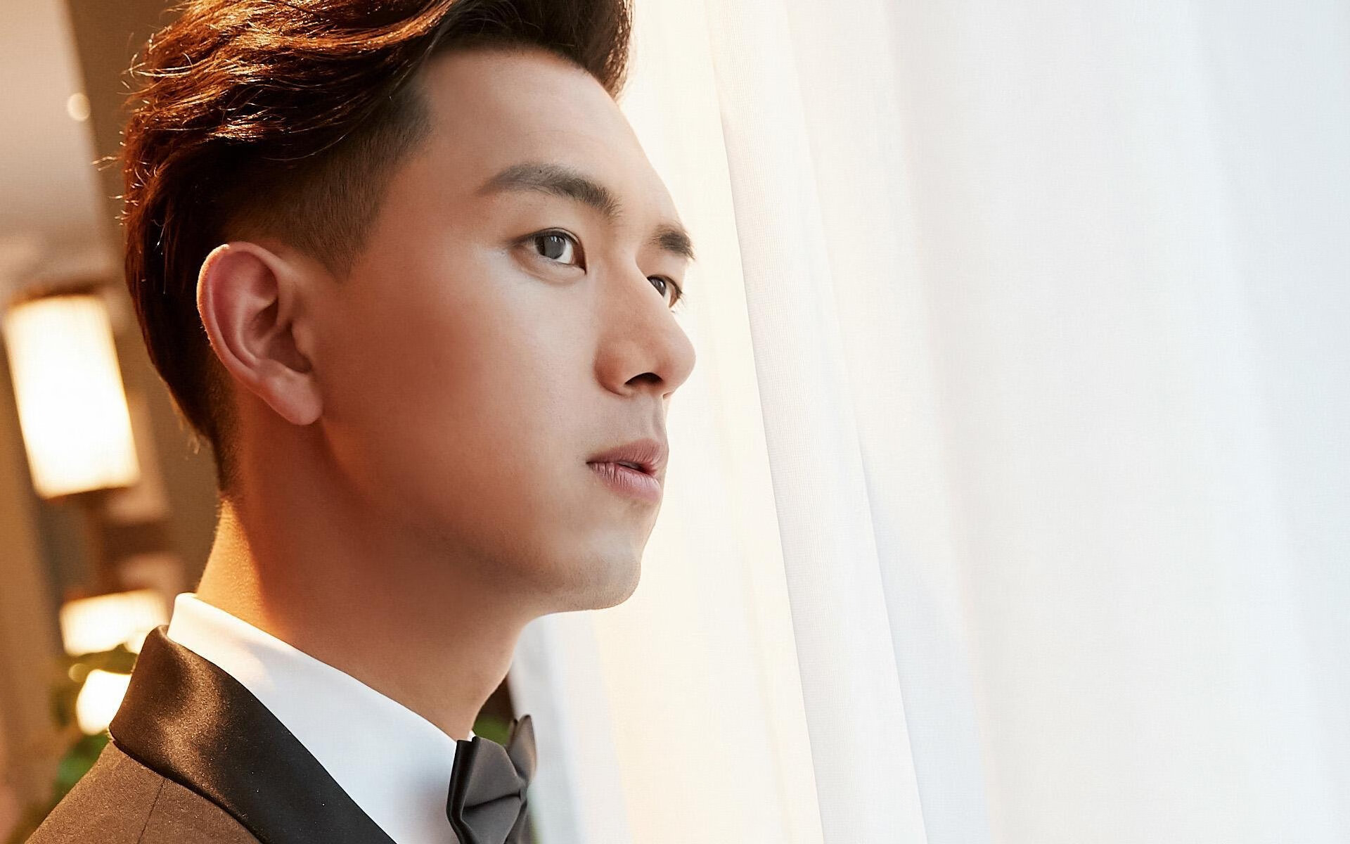 钢铁活塞难挡利拉德时间,末节19分上演单骑救主