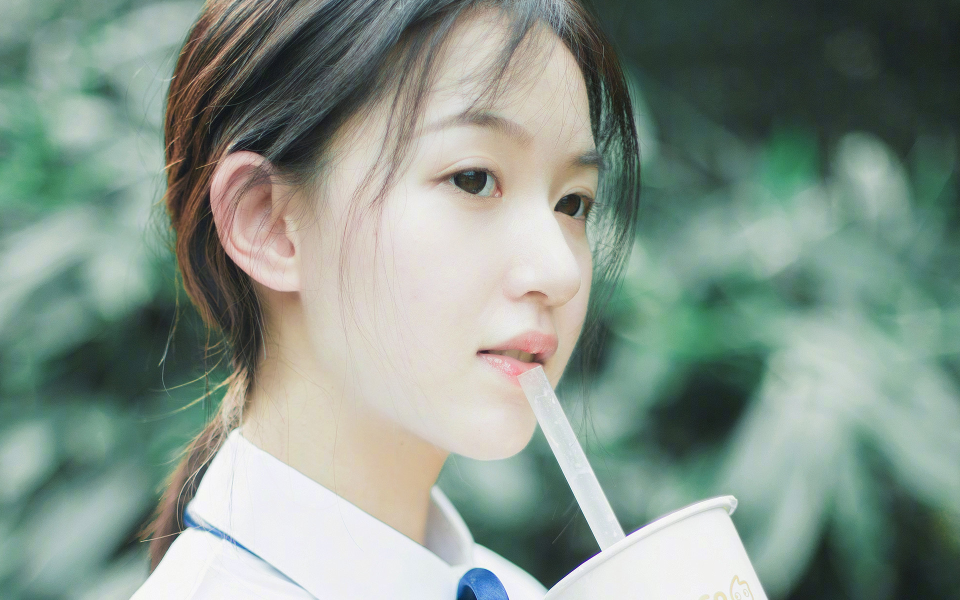 雷恩之殇，南美之矛，乌拉圭强势晋级的背后，是莱奥掀翻数据栏的全面爆炸