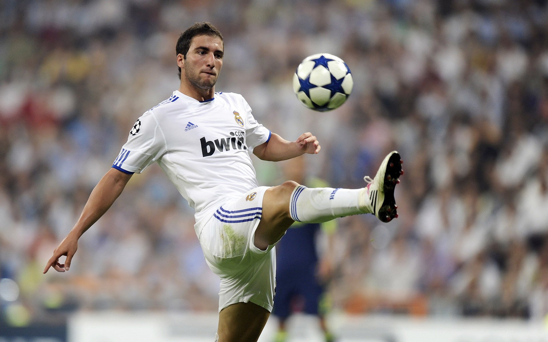 团队齿轮与孤独利刃，当热火式集体淬炼出关键先生