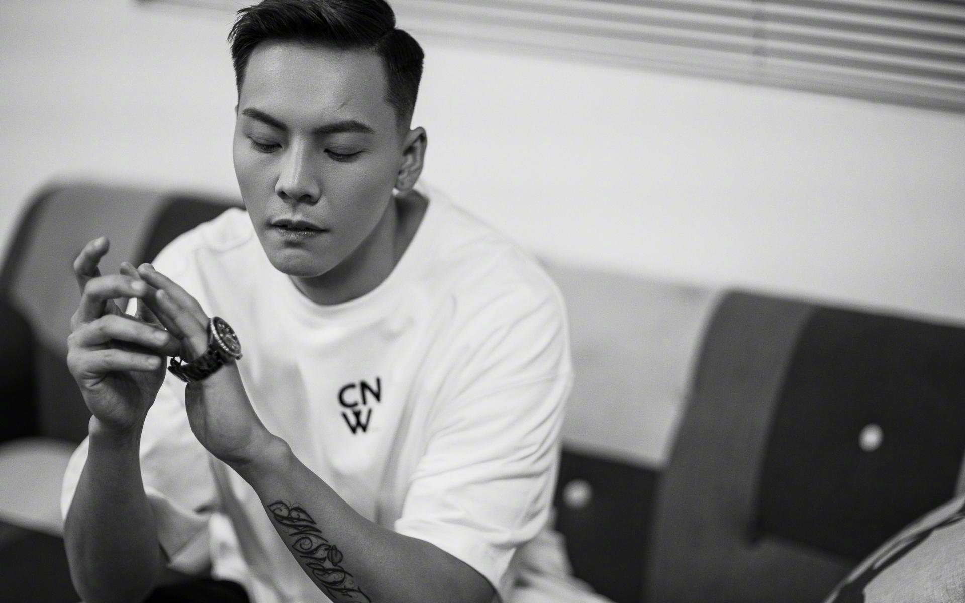 冠军唯一性，当勒克莱尔在阿布扎比扮演卡尔·马龙